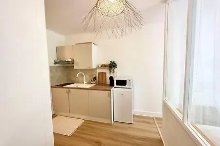 Super Mini Loft Avec Cinema Et Jardin - Cap D'agde *